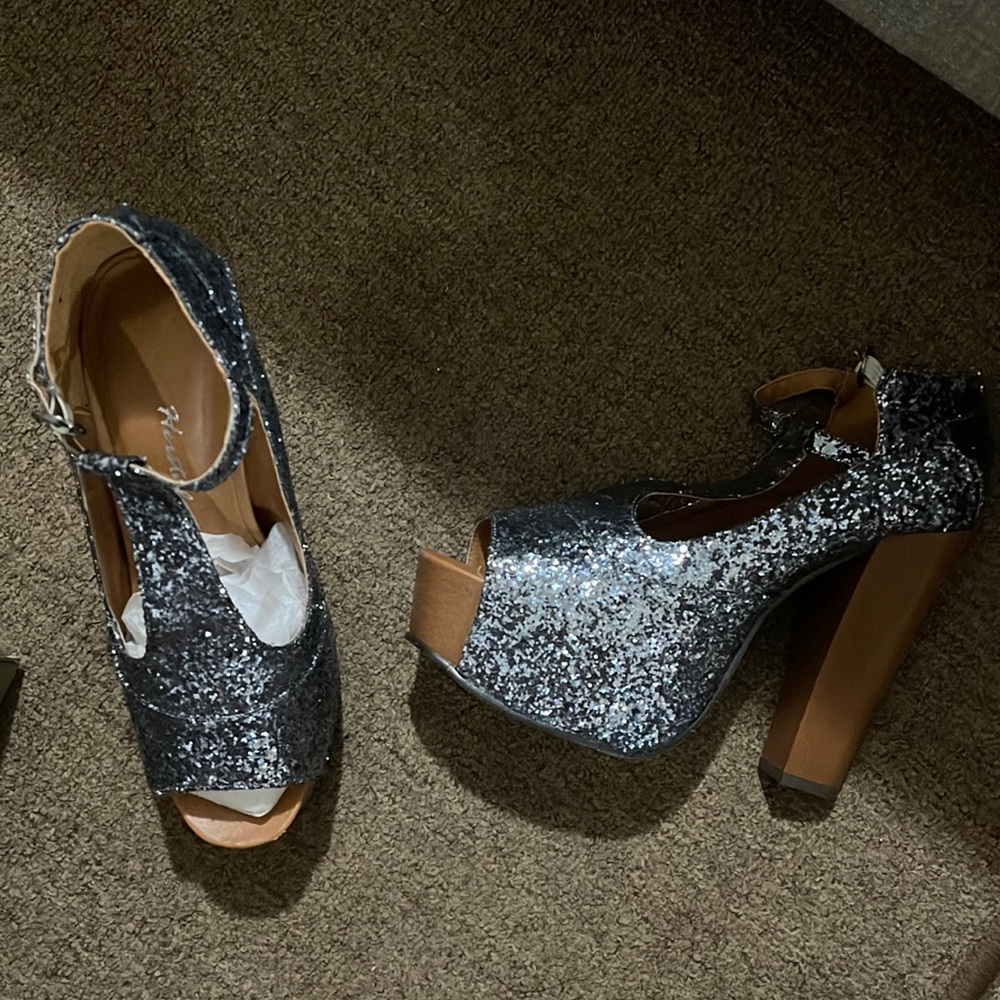Sparkling Platform Sandal